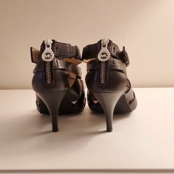 Michael Kors Black Leather Cross Strap - Picture 3 of 4